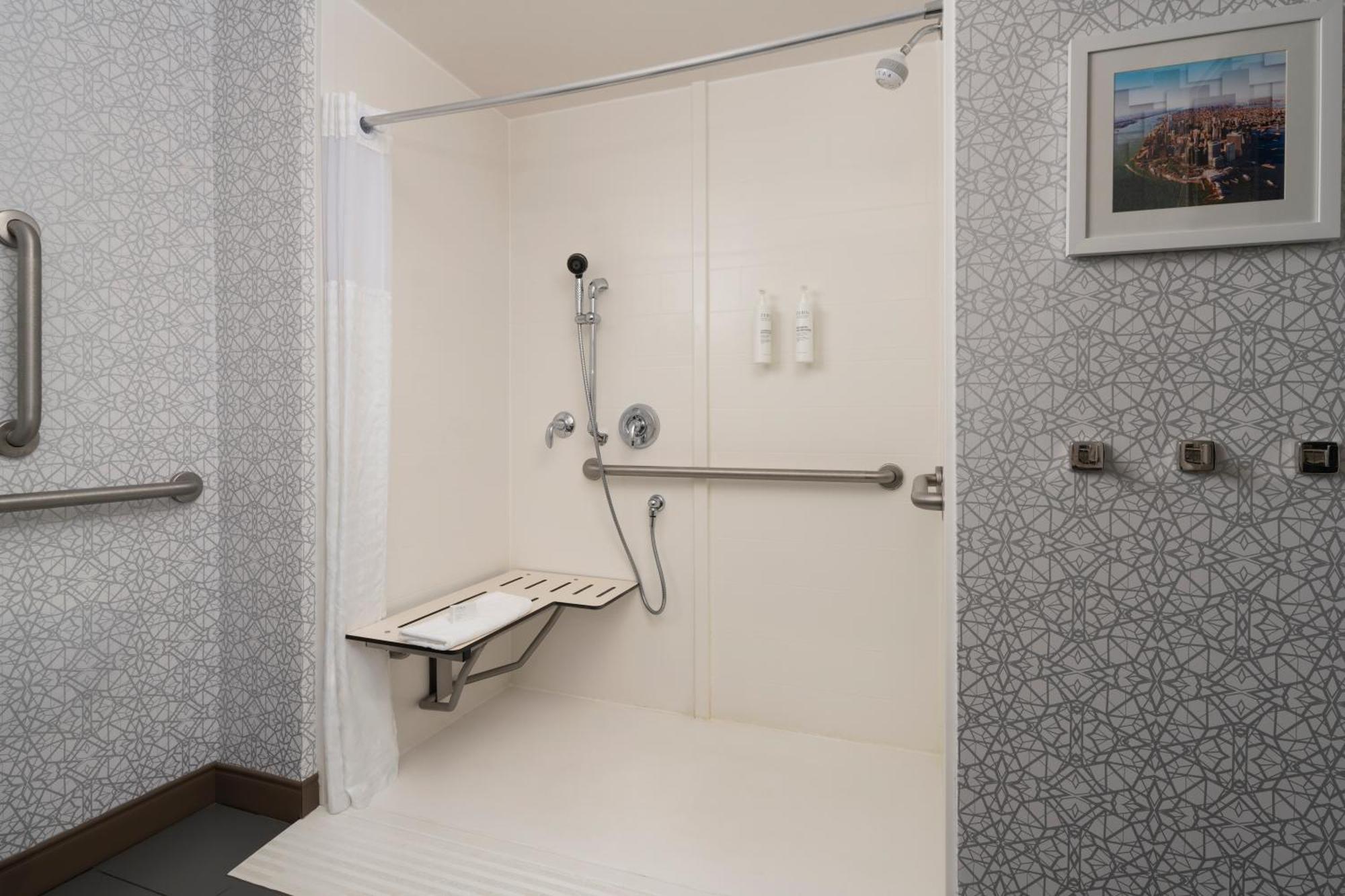 Hampton Inn & Suites Yonkers - Westchester Zewnętrze zdjęcie